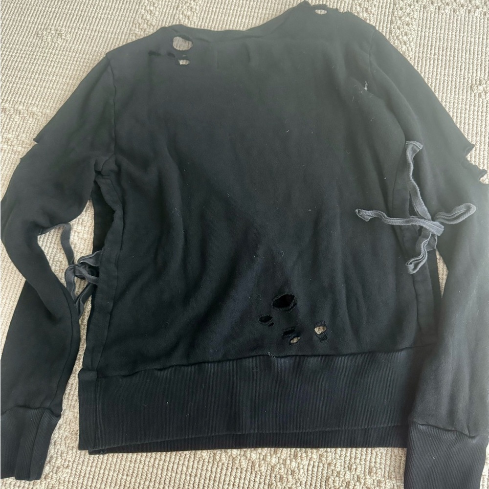 Pam & Gela destroyed side slit sweatshirt. Size xs - Picture 4 of 6